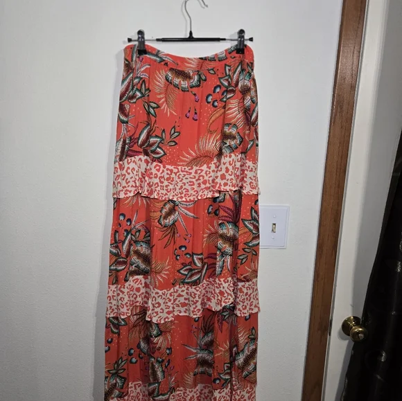 Pre-loved FARMRIO multicolored Layered Ruffles Maxi Skirt Sz Small - Picture 1 of 4